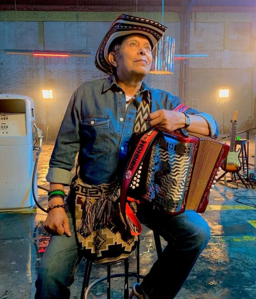 “Mi acordeón significa todo para mí, es mi desayuno, mi almuerzo, mi cena, mi vida. Todo para mí, sin él me sería imposible vivir”, decía el recordado artista.